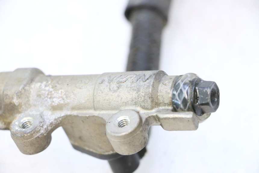 photo de POMPA FRENO POSTERIORE HONDA XRV AFRICA TWIN 750 (1990 - 1992) - Zoom sullo stato d'uso