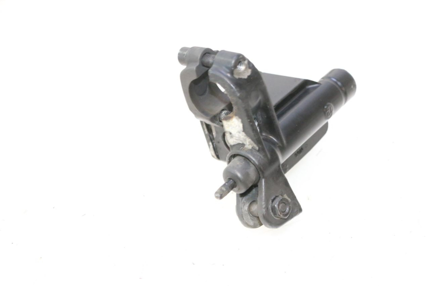 photo de POMPA FRENO POSTERIORE YAMAHA YP MAJESTY 125 (2007 - 2010) - Altra angolazione