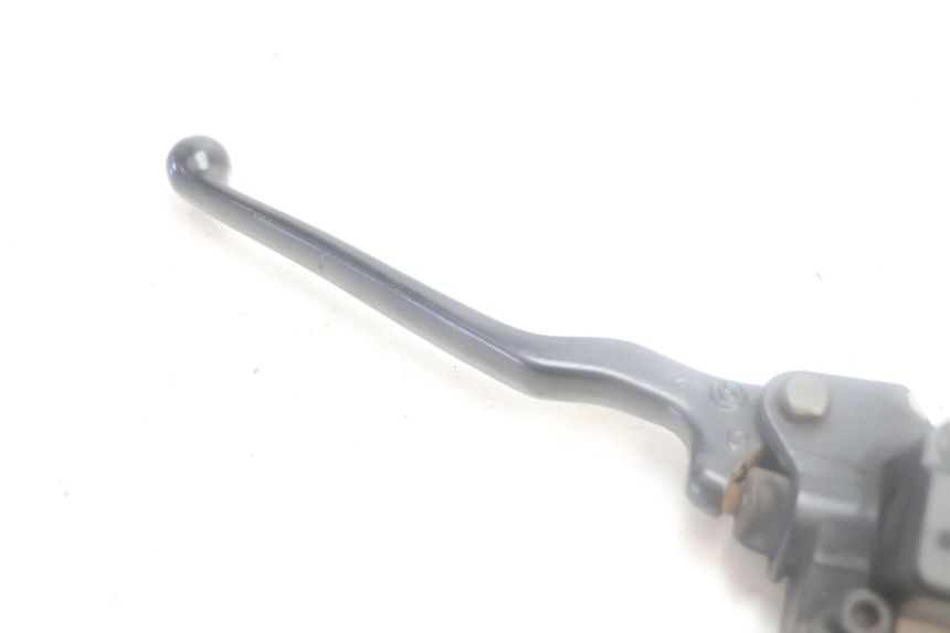 photo de MASTERCYLINDER FRENO POSTERIORE YAMAHA YP MAJESTY 125 (2002 - 2006) - Dettaglio del componente