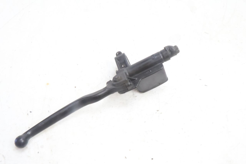 photo de POMPA FRENO POSTERIORE YAMAHA YP MAJESTY 125 (2007 - 2010) - Zoom sullo stato d'uso