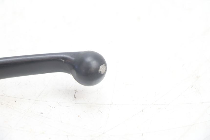 photo de MASTERCYLINDER FRENO POSTERIORE YAMAHA YP MAJESTY 125 (2002 - 2006) - Dettagli dei punti di fissaggio