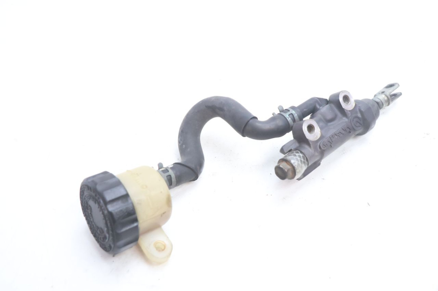 photo de POMPA FRENO POSTERIORE YAMAHA YZF R GENESIS 750 (1993 - 1998) - Stato della superficie e materiale