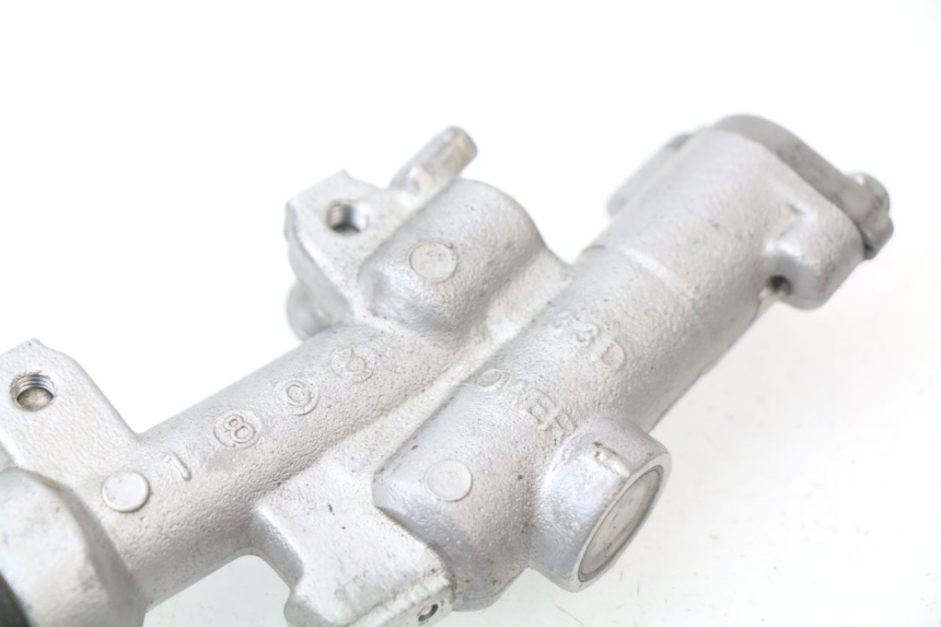 photo de POMPA FRENO POSTERIORE YAMAHA YZF YZ-F 450 (2018 - 2021) - Altra angolazione