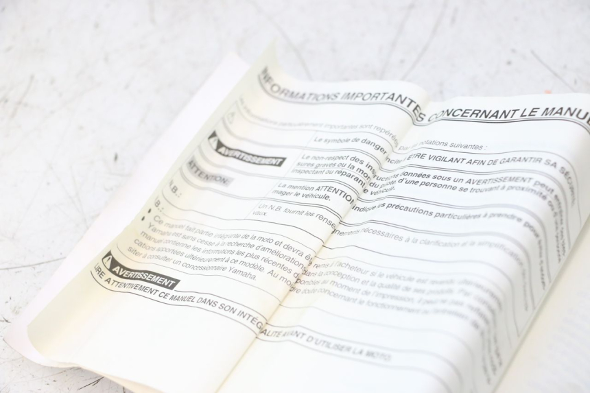 photo de MANUALE D'USO YAMAHA FJR 1300 (2001 - 2005) - Vista d'insieme del prodotto