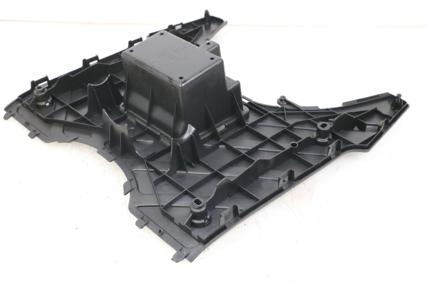 photo de CARENA PEDANA DAELIM A-FOUR 2T 50 (2005 - 2012) - Stato della superficie e materiale