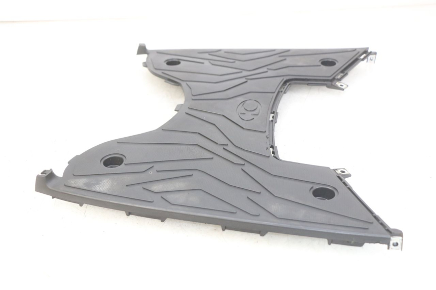 photo de PEDANA KYMCO AGILITY 16+ 4T 50 (2018 - 2023) - Dettagli dei punti di fissaggio