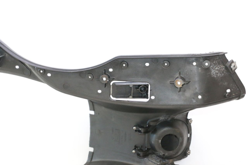photo de Pedana APRILIA ATLANTIC S 125 (2010 - 2013) - Caratteristiche distintive