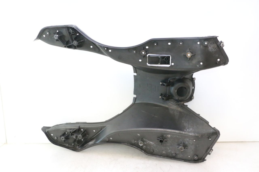 photo de Pedana APRILIA ATLANTIC S 125 (2010 - 2013) - Stato della superficie e materiale
