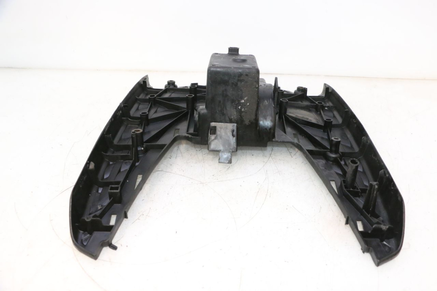 photo de CARENA PEDANA MBK BOOSTER ROCKET 50 (1995 - 1998) - Primo piano ad alta risoluzione