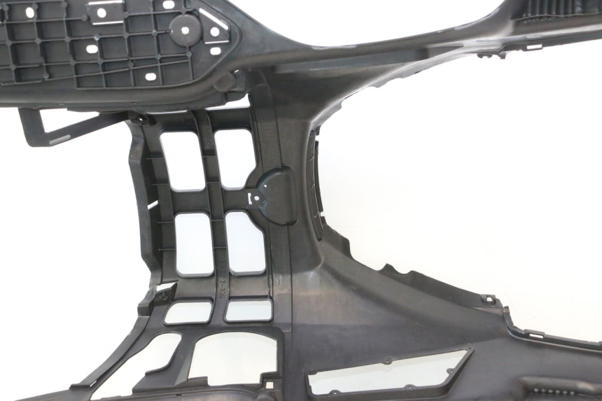 photo de CARENA PEDANA SUZUKI BURGMAN EXECUTIVE ABS 650 (2006 - 2012) - Altra vista dell'articolo