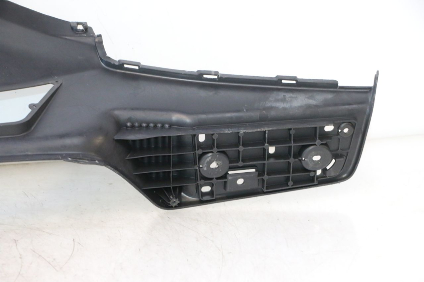 photo de CARENA PEDANA SUZUKI BURGMAN EXECUTIVE ABS 650 (2006 - 2012) - Primo piano ad alta risoluzione