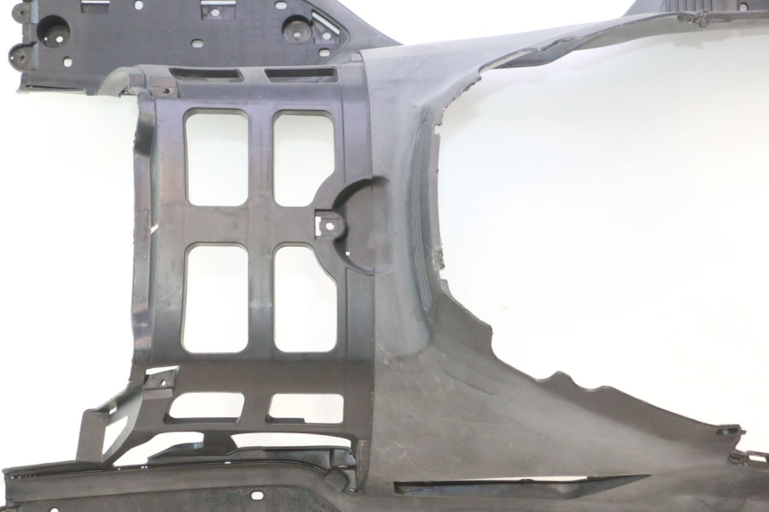 photo de CARENA PEDANA SUZUKI BURGMAN EXECUTIVE ABS 650 (2006 - 2012) - Angolazione alternativa