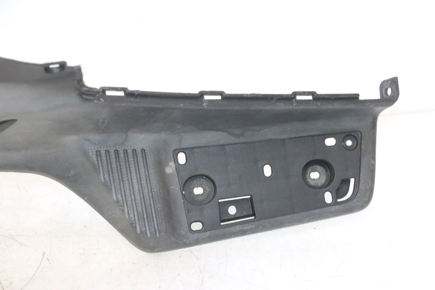 photo de CARENA PEDANA SUZUKI BURGMAN EXECUTIVE ABS 650 (2006 - 2012) - Vista principale