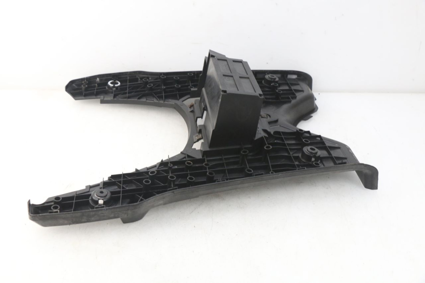 photo de PEDANA YAMAHA BW'S BWS 125 (2010 - 2013) - Dettagli dei punti di fissaggio