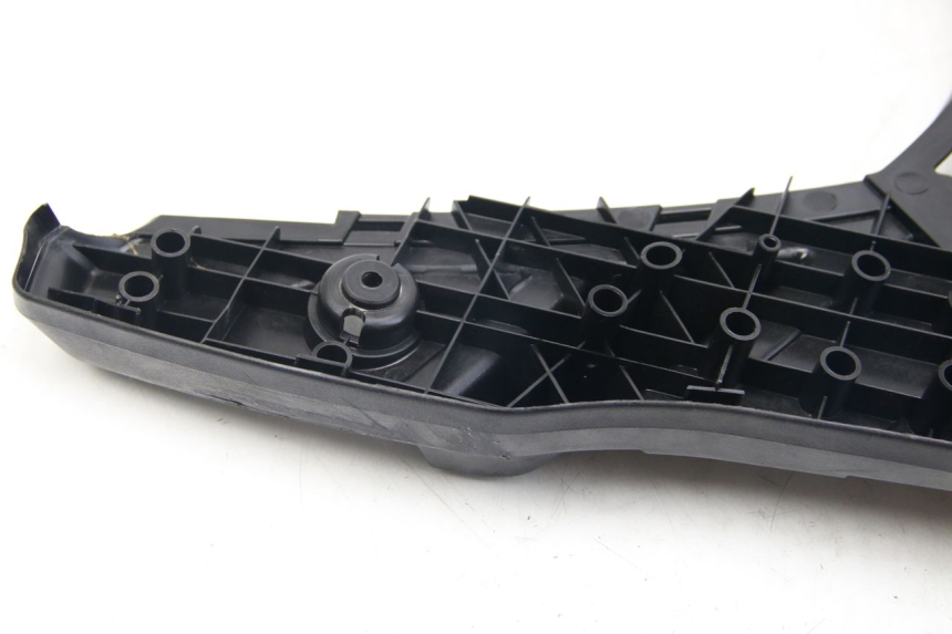 photo de PEDANA YAMAHA BW'S BWS 125 (2010 - 2013) - Zoom sui componenti