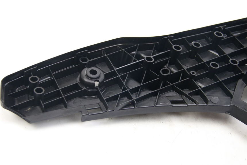 photo de PEDANA YAMAHA BW'S BWS 125 (2010 - 2013) - Primo piano ad alta risoluzione