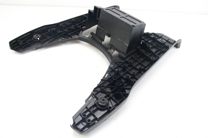 photo de PEDANA YAMAHA BW'S BWS 125 (2010 - 2013) - Ispezione visiva dettagliata