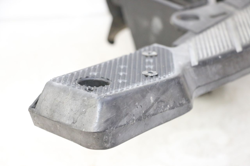 photo de CARENA PEDANA YAMAHA BW'S 100 (1999 - 2002) - Caratteristiche distintive