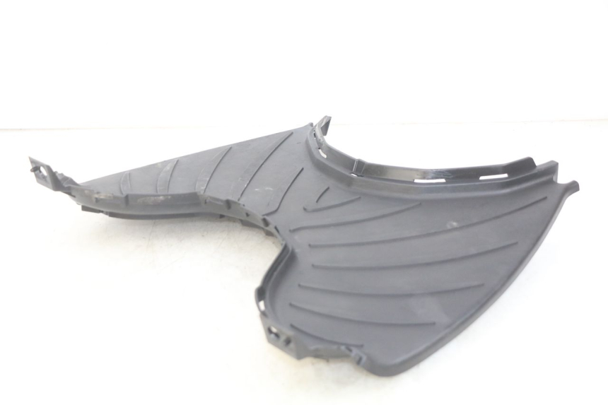 photo de MARCHE PIED PEUGEOT CITYSTAR 125 (2011 - 2017) - Primo piano tecnico