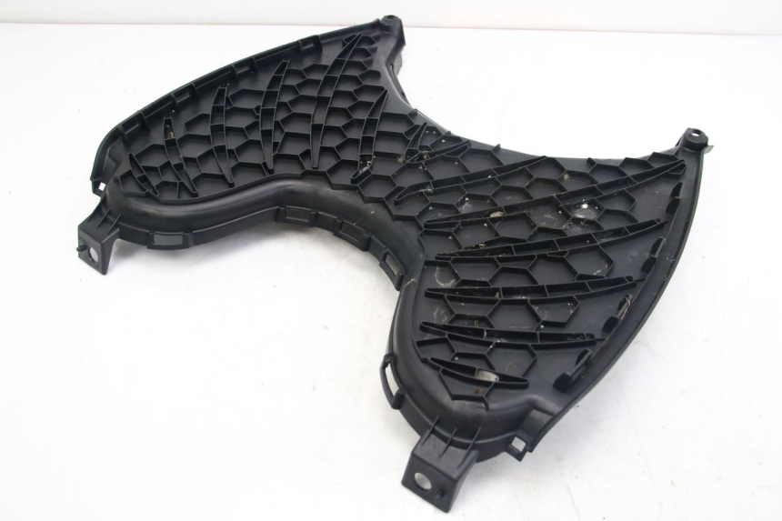 photo de PEDANA PEUGEOT CITYSTAR 50 (2013 - 2017) - Stato della superficie e materiale