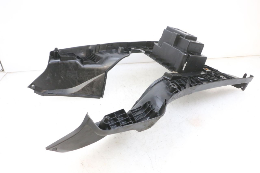 photo de PEDANE SYM CROX 4T 50 (2016 - 2023) - Zoom sullo stato d'uso