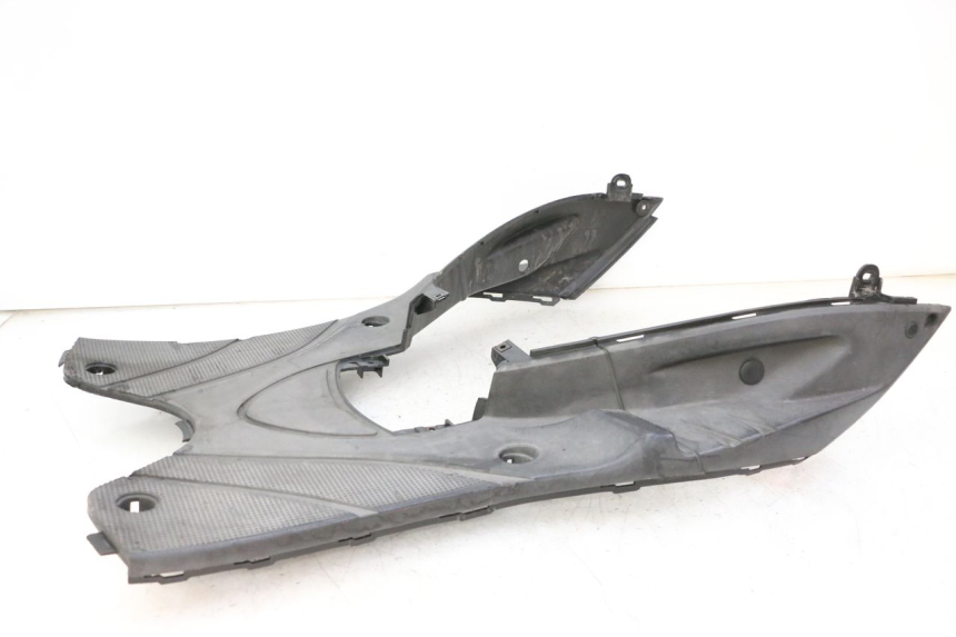 photo de PEDANA YAMAHA CYGNUS X INJECTION 125 (2007 - 2013) - Caratteristiche distintive