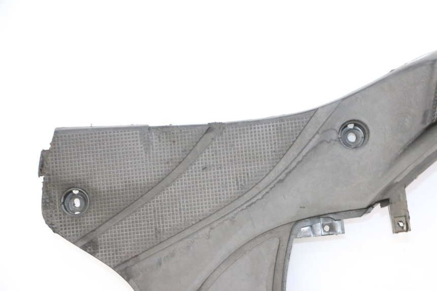 photo de PEDANA YAMAHA CYGNUS X INJECTION 125 (2007 - 2013) - Primo piano ad alta risoluzione