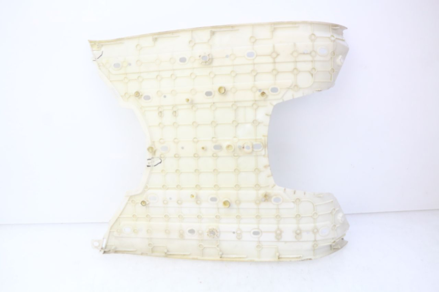 photo de PEDANA PEUGEOT DJANGO 2T 50 (2014 - 2019) - Stato della superficie e materiale