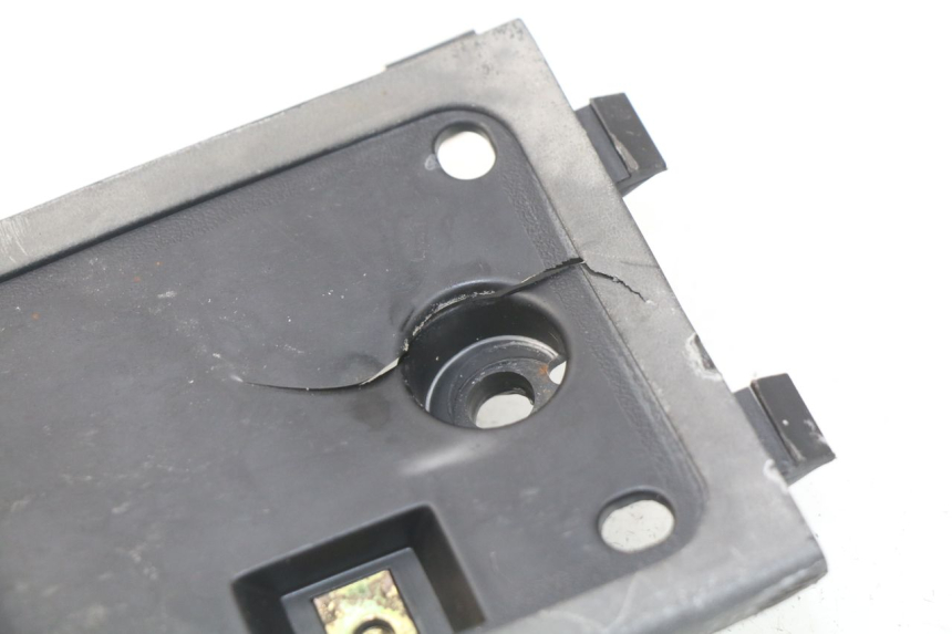 photo de MARCHE PIED DESTRO KYMCO DINK STREET 125 (2009 - 2014) - Dettaglio del componente