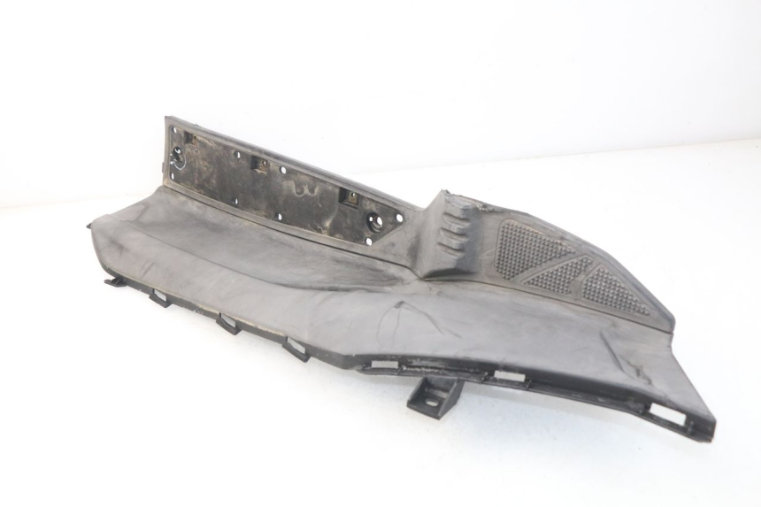 photo de MARCHE PIED DESTRO KYMCO DINK STREET 125 (2009 - 2014) - Zoom sullo stato d'uso