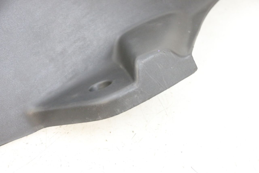 photo de CARENA PEDANA DESTRA PEUGEOT ELYSEO 125 (1999 - 2004) - Marcature e riferimenti originali