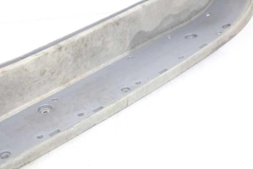 photo de MARCHE PIED DESTRO HONDA FES PANTHEON 2T 125 (1998 - 2002) - Stato della superficie e materiale