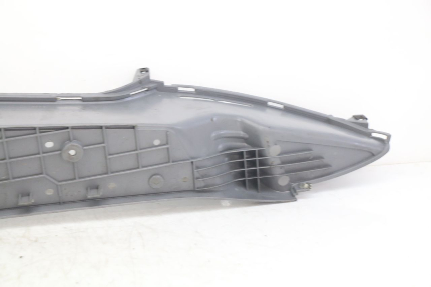 photo de MARCHE PIED DESTRO HONDA FES PANTHEON 2T 125 (1998 - 2002) - Dettaglio del componente