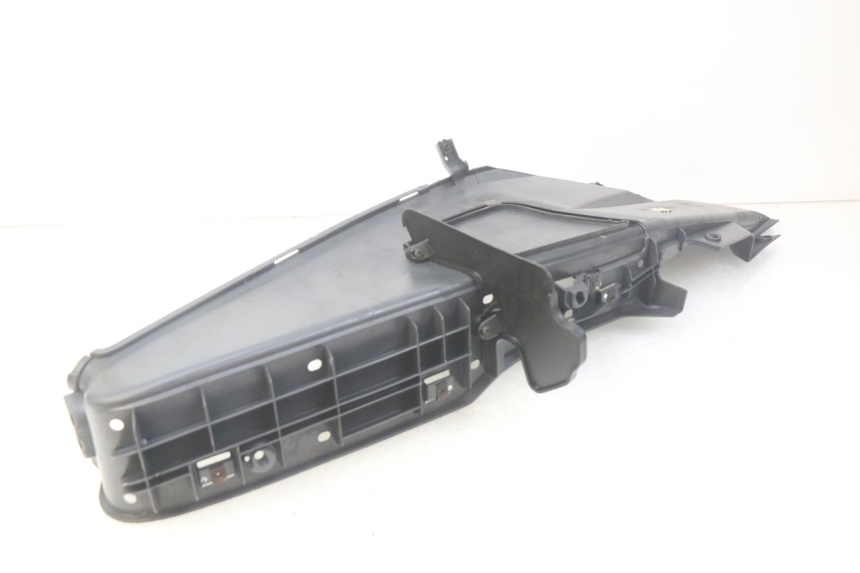 photo de MARCHE PIED DESTRO HONDA FES PANTHEON 125 (2003 - 2007) - Zoom sullo stato d'uso