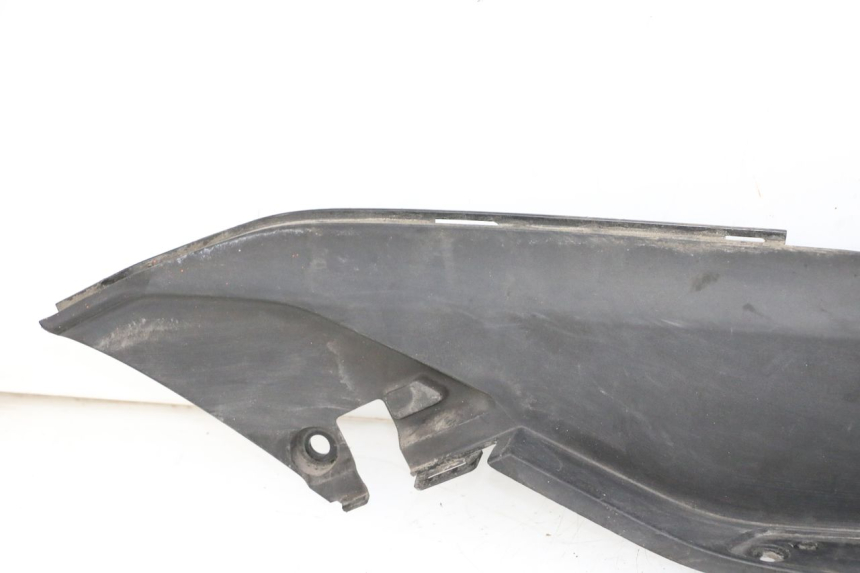 photo de CARENA PEDANA DESTRA HONDA FORZA ABS 300 (2013 - 2017) - Marcature e riferimenti originali