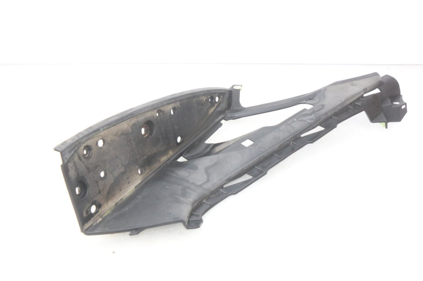 photo de MARCHE PIED DESTRO PEUGEOT GEOPOLIS 400 (2007 - 2013) - Altra angolazione