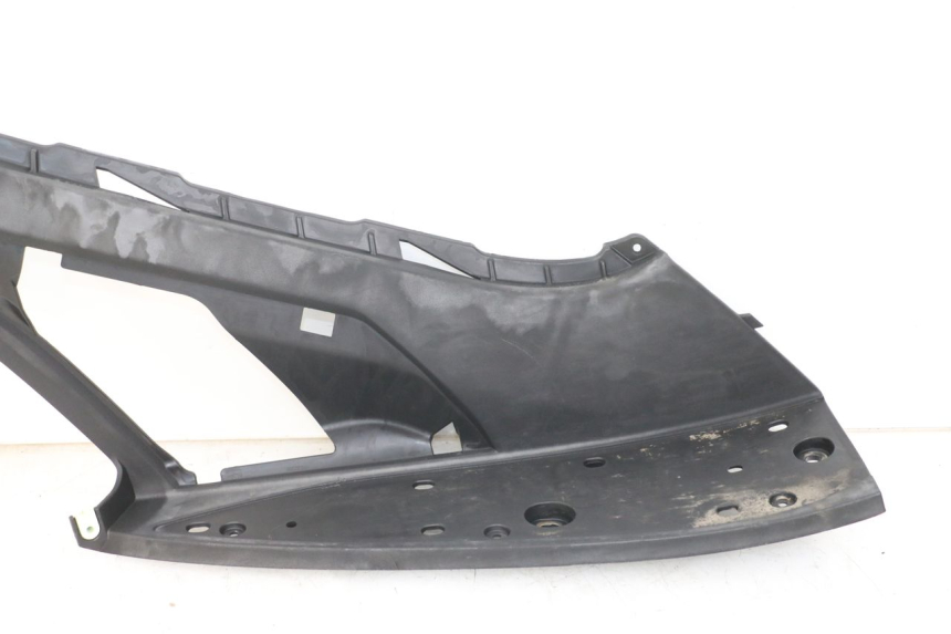 photo de CARENA PEDANA DESTRA PEUGEOT GEOPOLIS RS 125 (2007 - 2009) - Vista d'insieme del prodotto