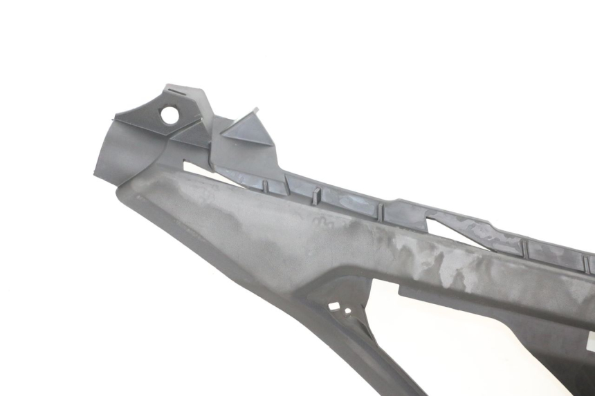 photo de CARENA PEDANA DESTRA PEUGEOT GEOPOLIS RS 125 (2007 - 2009) - Dettagli dei punti di fissaggio