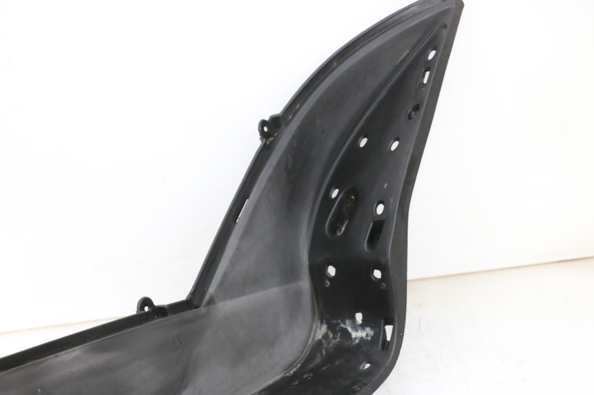 photo de CARENA PEDANA DESTRA JM MOTORS GTS 125 (2015 - 2019) - Dettaglio del componente