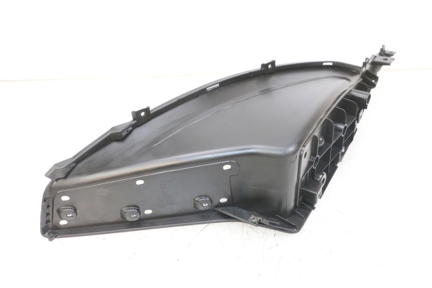 photo de MARCHE PIED DESTRO KYMCO X-TOWN XTOWN 125 (2016 - 2021) - Zoom sullo stato d'uso