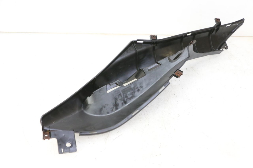 photo de CARENA PEDANA DESTRA MBK OVETTO ONE 2T 50 (2013 - 2017) - Dettaglio del componente