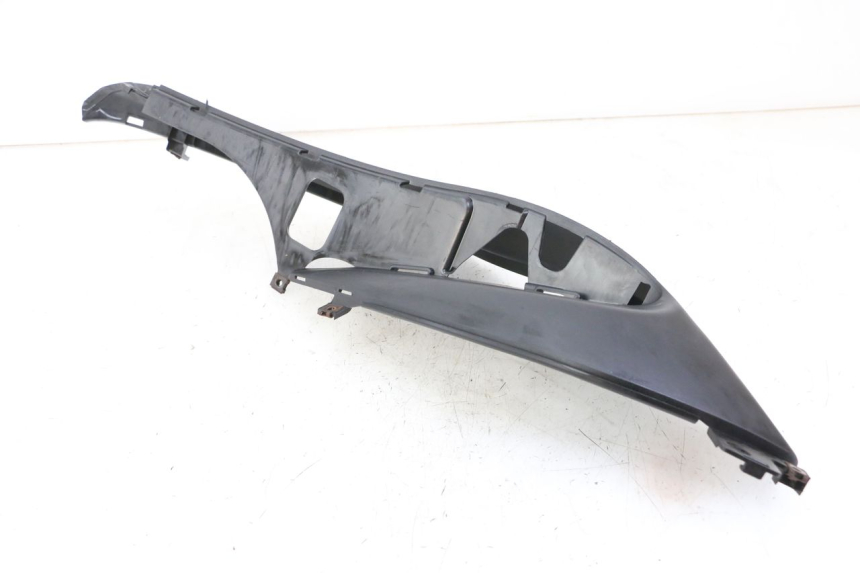 photo de CARENA PEDANA DESTRA MBK OVETTO ONE 2T 50 (2013 - 2017) - Vista d'insieme del prodotto