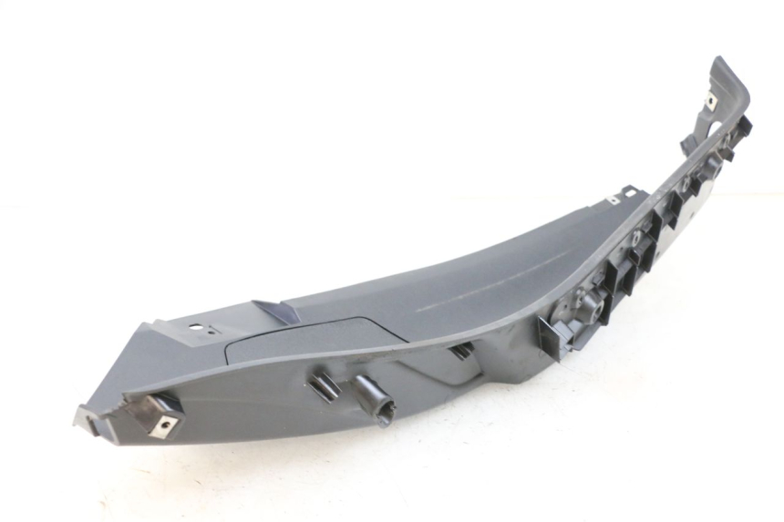 photo de CARENA PEDANA DESTRA PIAGGIO MP3 HPE 350 (2018 - 2020) - Dettaglio del componente