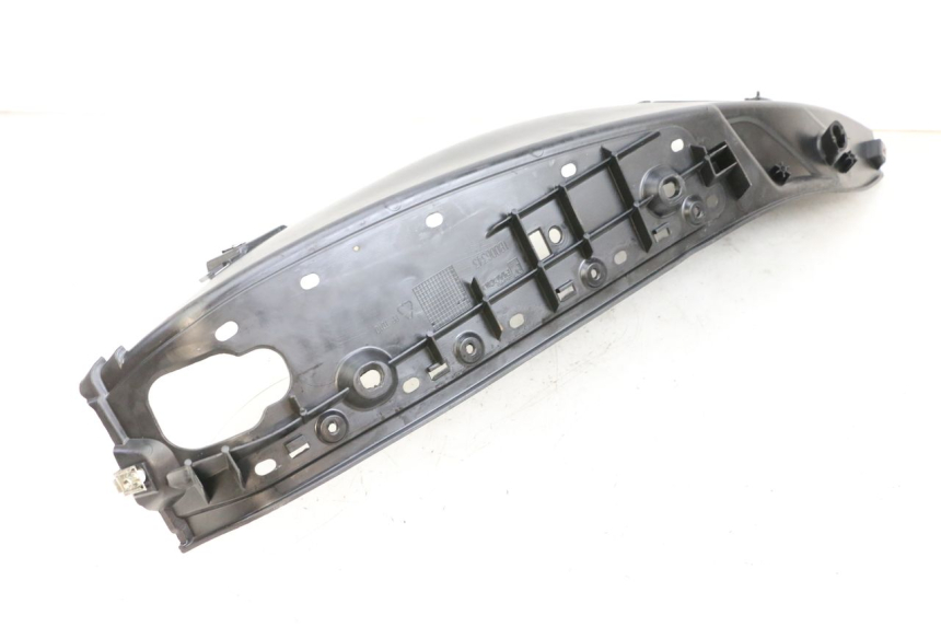 photo de CARENA PEDANA DESTRA PIAGGIO MP3 HPE 350 (2018 - 2020) - Altra angolazione