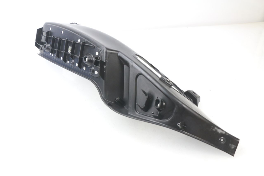 photo de Pedana destra PIAGGIO MP3 LT 300 (2010 - 2016) - Zoom sullo stato d'uso