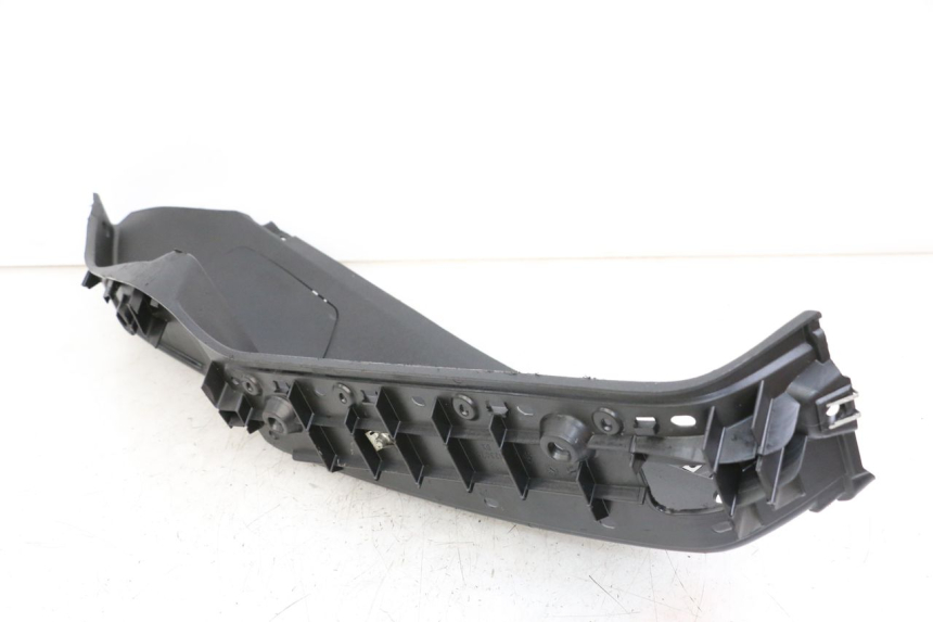 photo de MARCHE PIED DESTRO PIAGGIO MP3 LT 400 (2007 - 2012) - Vista d'insieme del prodotto