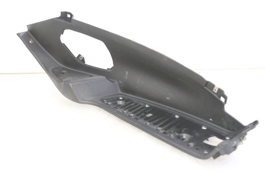 photo de CARENA PEDANA DESTRA PIAGGIO MP3 LT 300 (2010 - 2016) - Vista principale