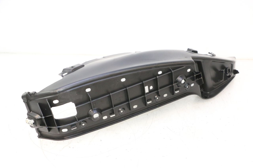 photo de MARCHE PIED DESTRO PIAGGIO MP3 LT 400 (2007 - 2012) - Zoom sullo stato d'uso