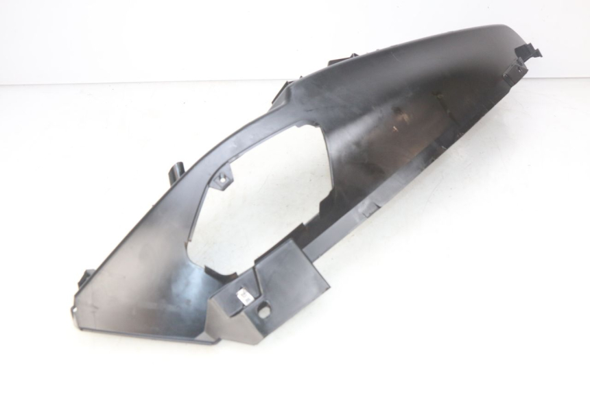 photo de MARCHE PIED DESTRO PIAGGIO MP3 500 (2014 - 2017) - Primo piano tecnico