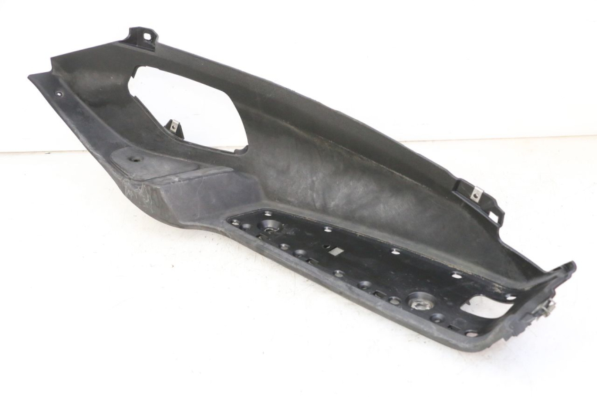 photo de Pedana destra PIAGGIO MP3 500 (2011 - 2015) - Primo piano tecnico